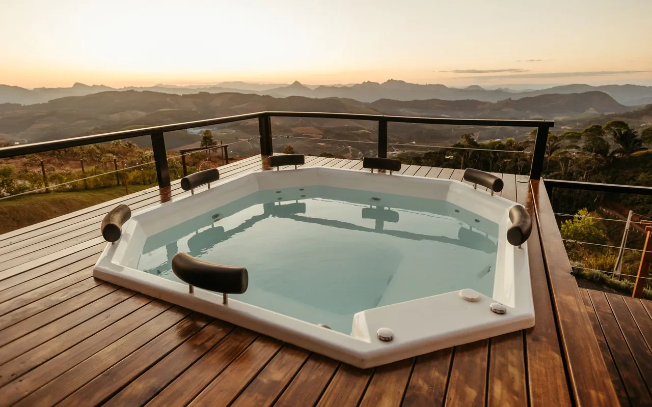 Installer un jacuzzi sur une terrasse bois sans risquer l'effondrement