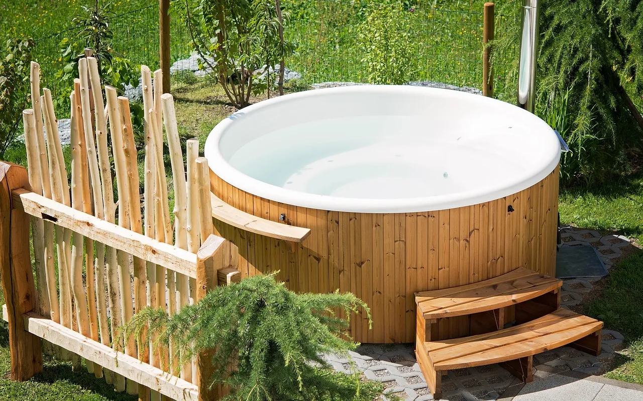 Spa gonflable ou rigide, ce comparatif vous aide à choisir sans vous tromper